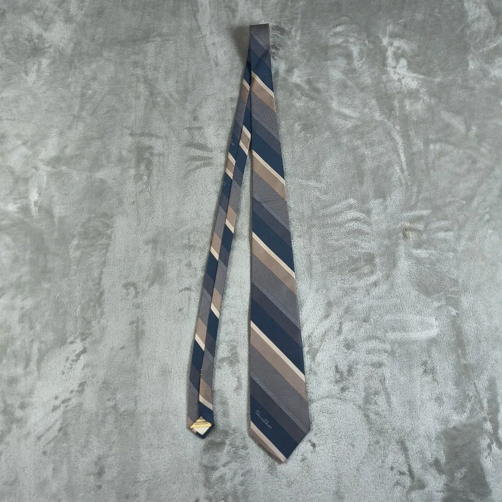 Vintage Oscar De La Renta Tie Mens 55.5x3.25 Blue Striped Luxury Designer New